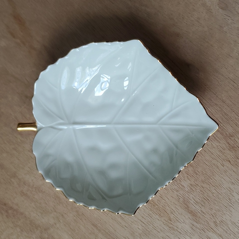 🍁 Lenox Maple Leaf Dish